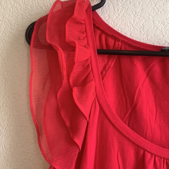 Pink ruffle sleeve tank top from Express medium - Picture 3 of 5
